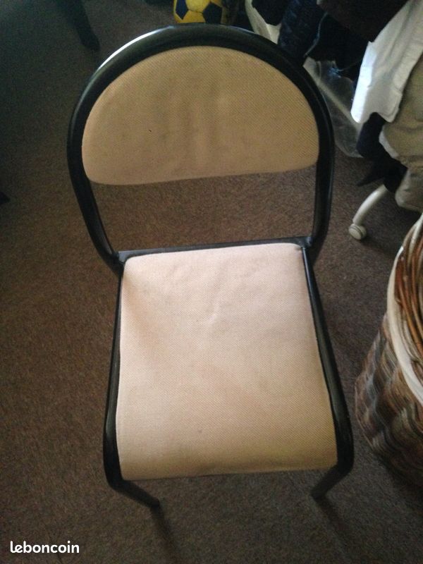 3 chaises dépareillées ceun (image 2)