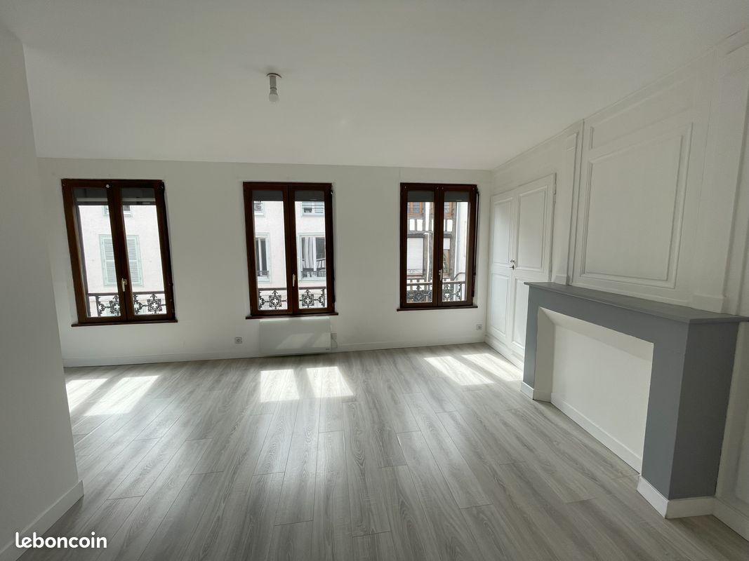Appartement 1 pièce 24 m² · à Châlons-en-Champagne · 24 m² · 390 €/mois