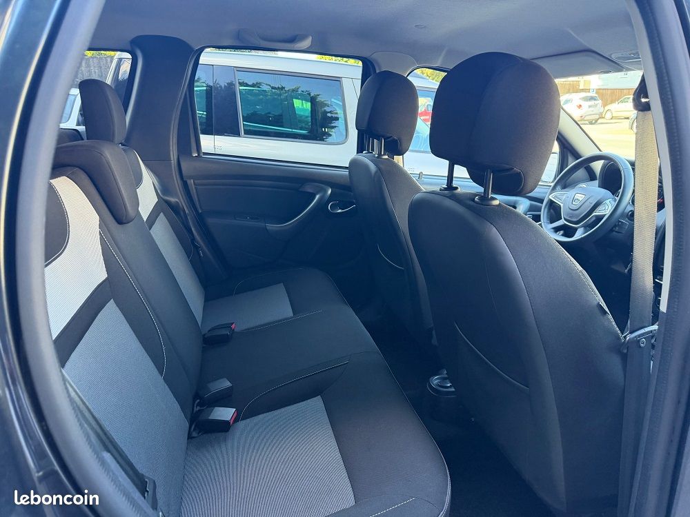 Dacia Duster 1.5 DCI 110 CV Black Touch (image 4)