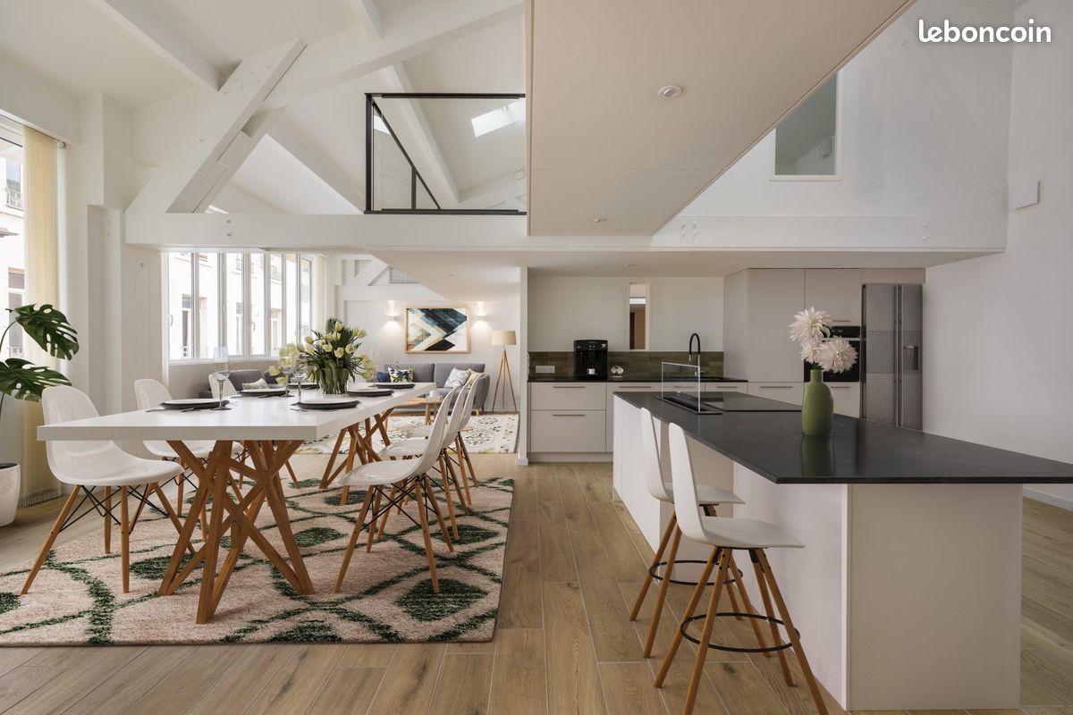 Appartement 4 pièces 148 m² · à Lyon · 148 m² · 3 210 €