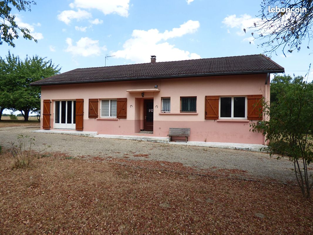 Maison 5 pièces 120 m² · à Saint-Trivier-de-Courtes · 120 m² · 158 000 €