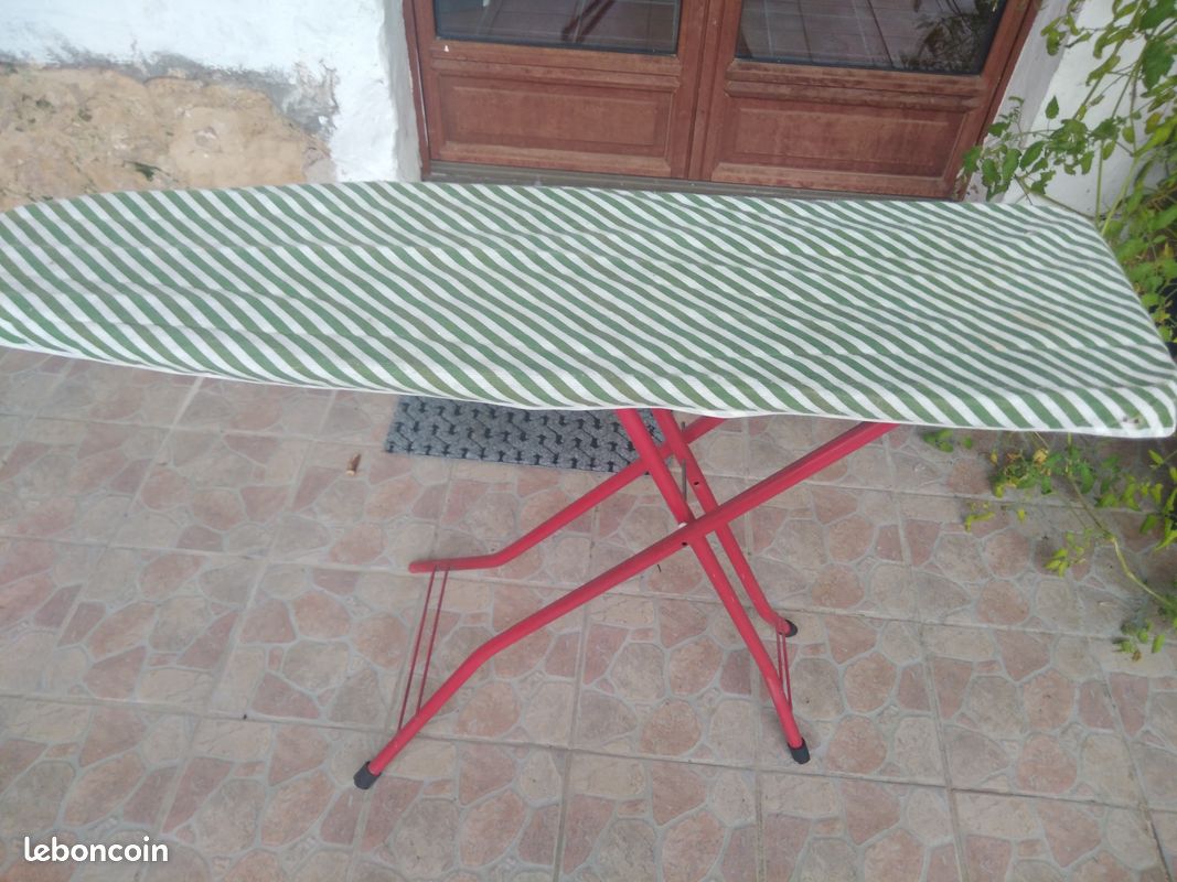 Table à repasser (image 1)