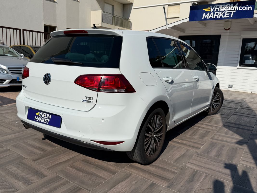 VOLKSWAGEN Golf 1.2 110ch Allstar - CarPlay - Suivi complet - Faible kilométrage (image 5)