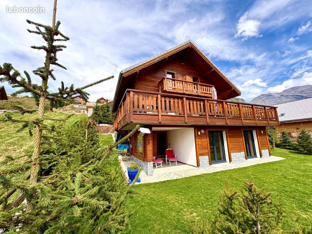 Maison 6 pièces 260 m² · à Orcières · 260 m² · 1 190 000 €