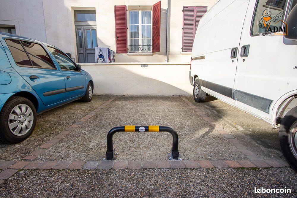 Parking/box Meaux · 60 €/mois