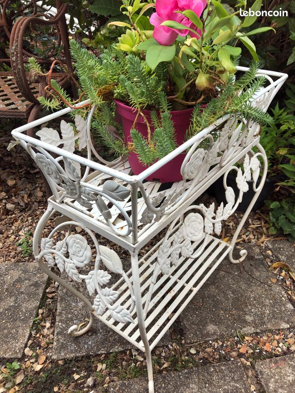 Jolie jardinière / porte pot de fleurs en fer forgé avec support (image 6)