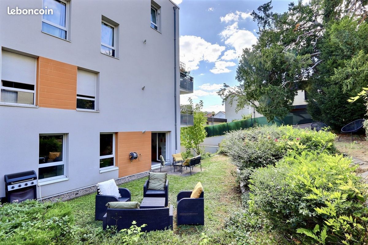 Appartement 3 pièces 75 m² · à Clermont-Ferrand · 75 m² · 235 000 €