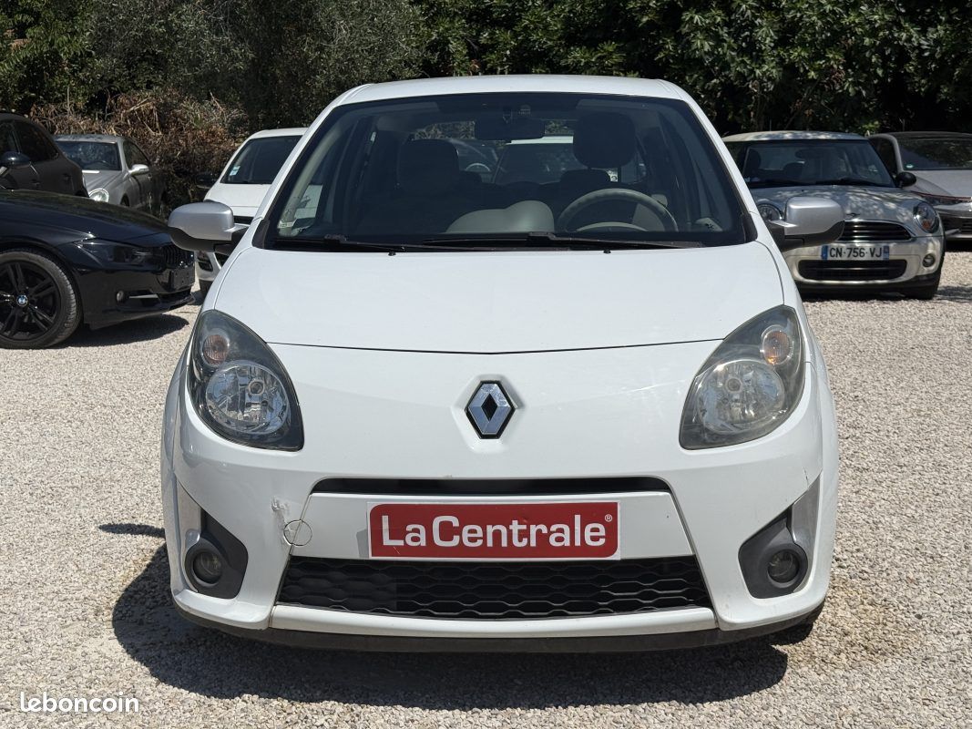 Renault twingo ii 1.2 75 authentique 2010 (image 2)