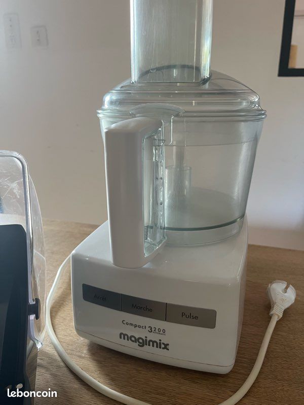 Robot Magimix compact 3200 automatic avec accessoires (image 2)
