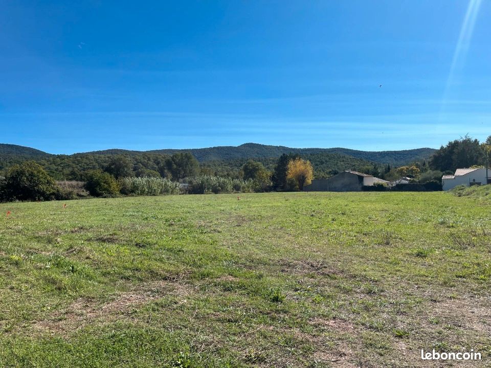 Terrain 500 m² Pignans · 155 000 €