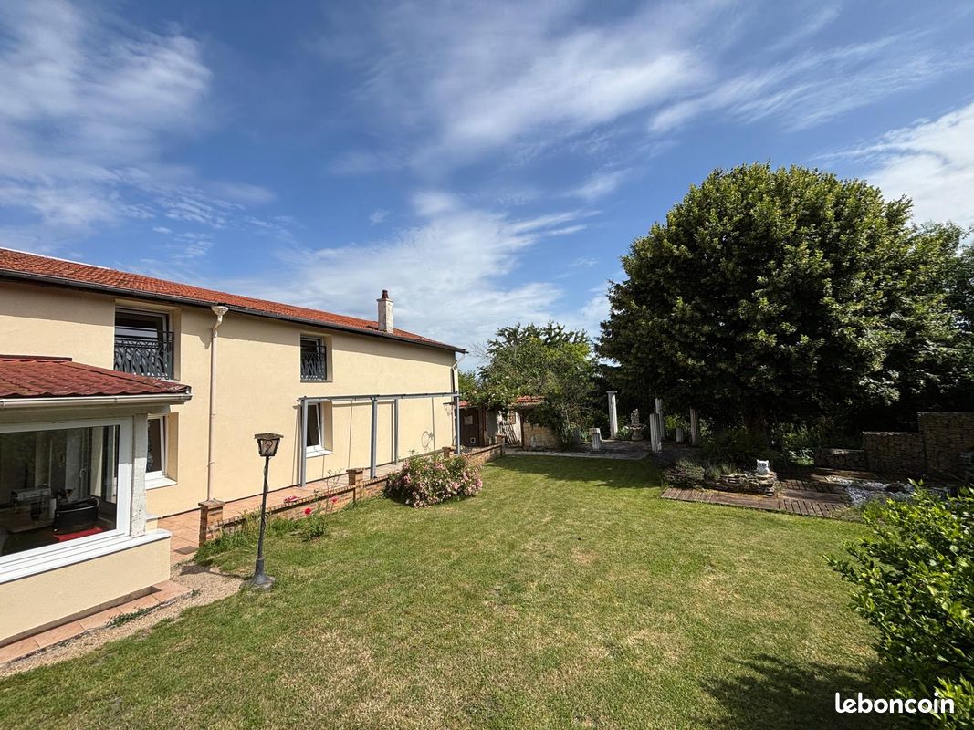 Maison 4 pièces 105 m² · à Vouziers · 105 m² · 110 000 €