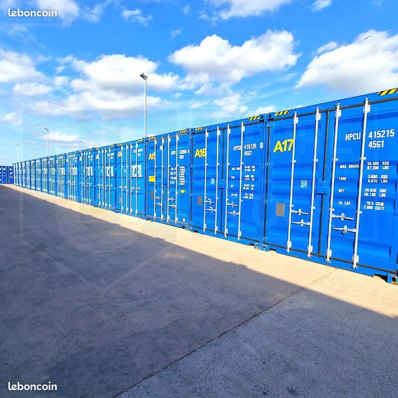 Location box de stockage, garde meubles · à Renescure · 59 €/mois