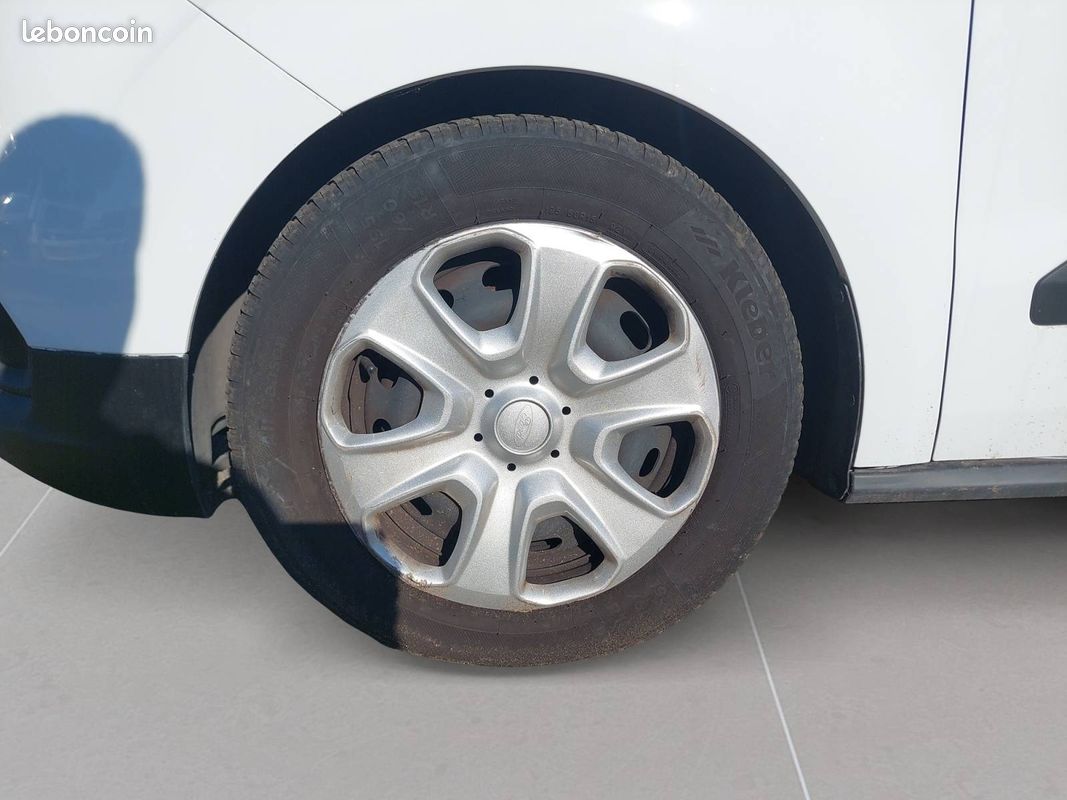 Ford transit courier fgn 1.5 tdci 100 bv6 trend (image 9)