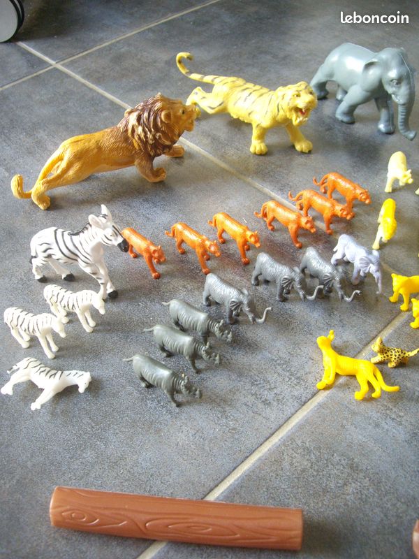 Lot de 6 jouets animaux sauvages enfant zoo zèbre lion tigre éléphant girafe hippopotame Lot de 6 jouets animaux sauvages enfant zoo zèbre lion tigre éléphant girafe hippopotame