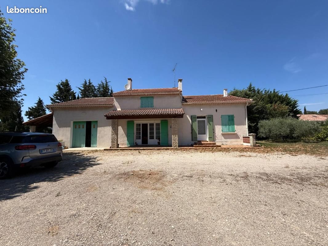 Maison 4 pièces 112 m² · à Sénas · 112 m² · 1 440 €/mois