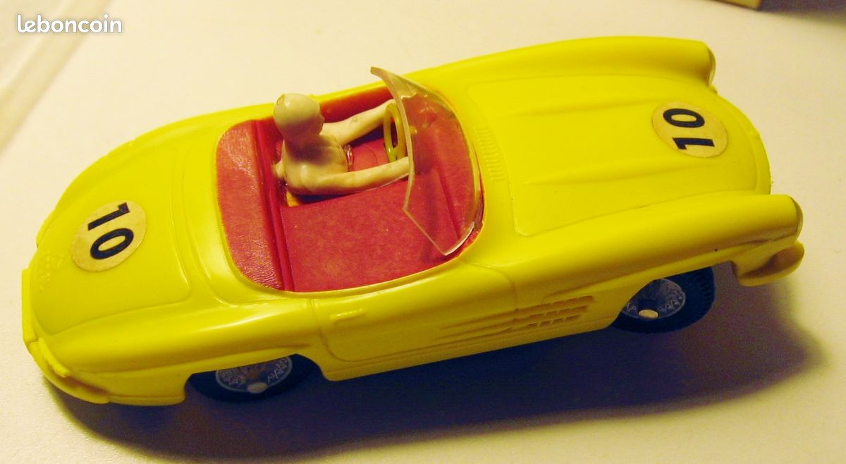 FERRARI 250 GTO Vintage Rouge Rare Jouef EUR 9,90 - FR