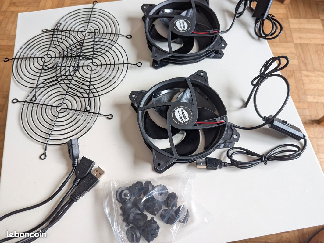 Lot De Pièces PC D'occasion : Ventirads, Ventilateurs, Hubs USB, Câbles, Disques Durs