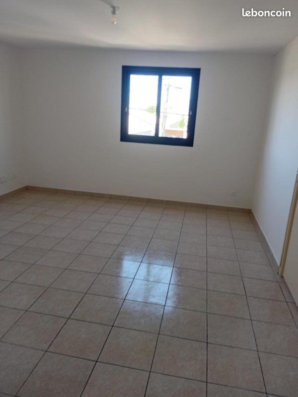 Appartement 4 pièces 100 m² · à Saint-André · 100 m² · 740 €/mois