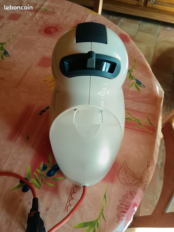 Cafetière Nescafé Dolce Gusto (image 1)