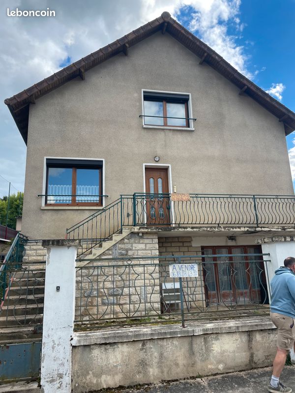 Maison 7 pièces 214 m² · à Paroy-en-Othe · 214 m² · 180 000 €