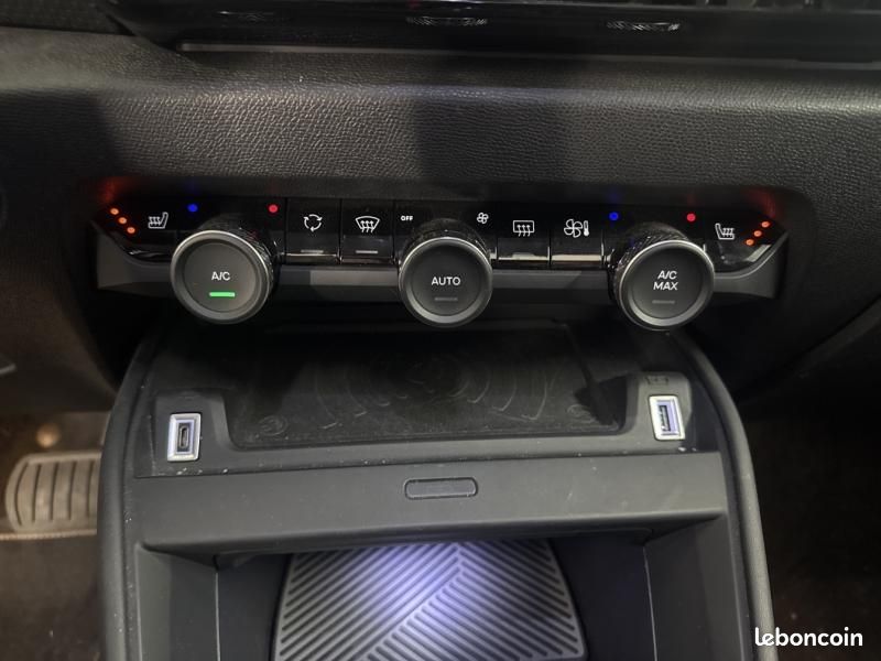 Citroen C4 Moteur électrique 136ch (100 kW) Shine Pack Automatique (image 13)