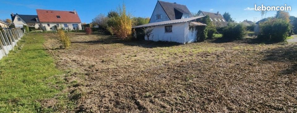 Terrain 1000 m² · à Mesnières-en-Bray · 60 000 €