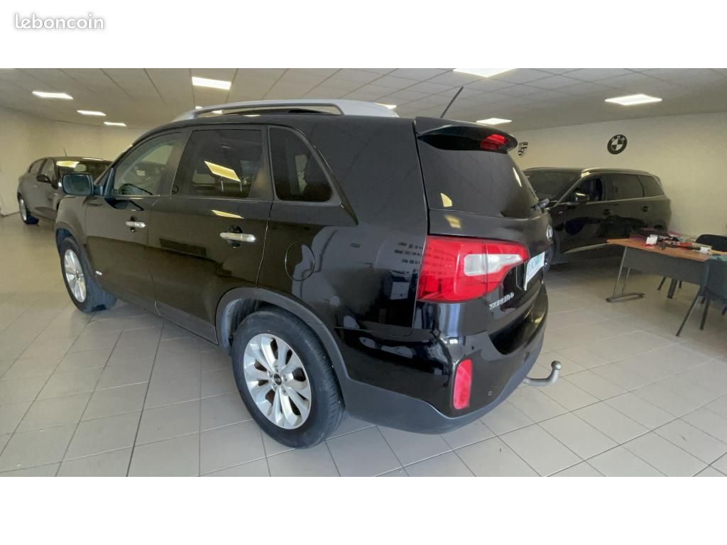 KIA SORENTO 2.2 CRDI 197 7pl II 7 PL Premium 4X4 GARANTIE DE 6 A 36 MOIS (image 4)