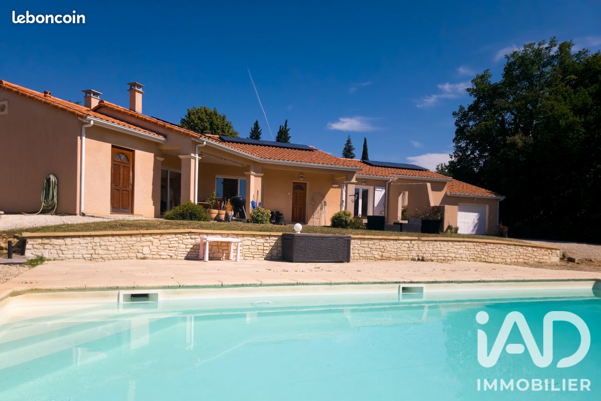 Maison 8 pièces 173 m² · à Sarlat-la-Canéda · 173 m² · 448 000 €