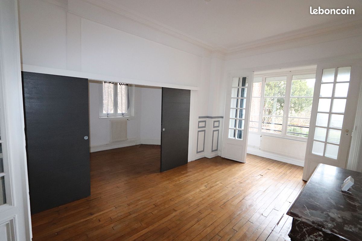 Appartement 4 pièces 87 m² · à Orléans · 87 m² · 970 €