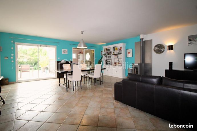 Propriété 5 pièces 162 m²