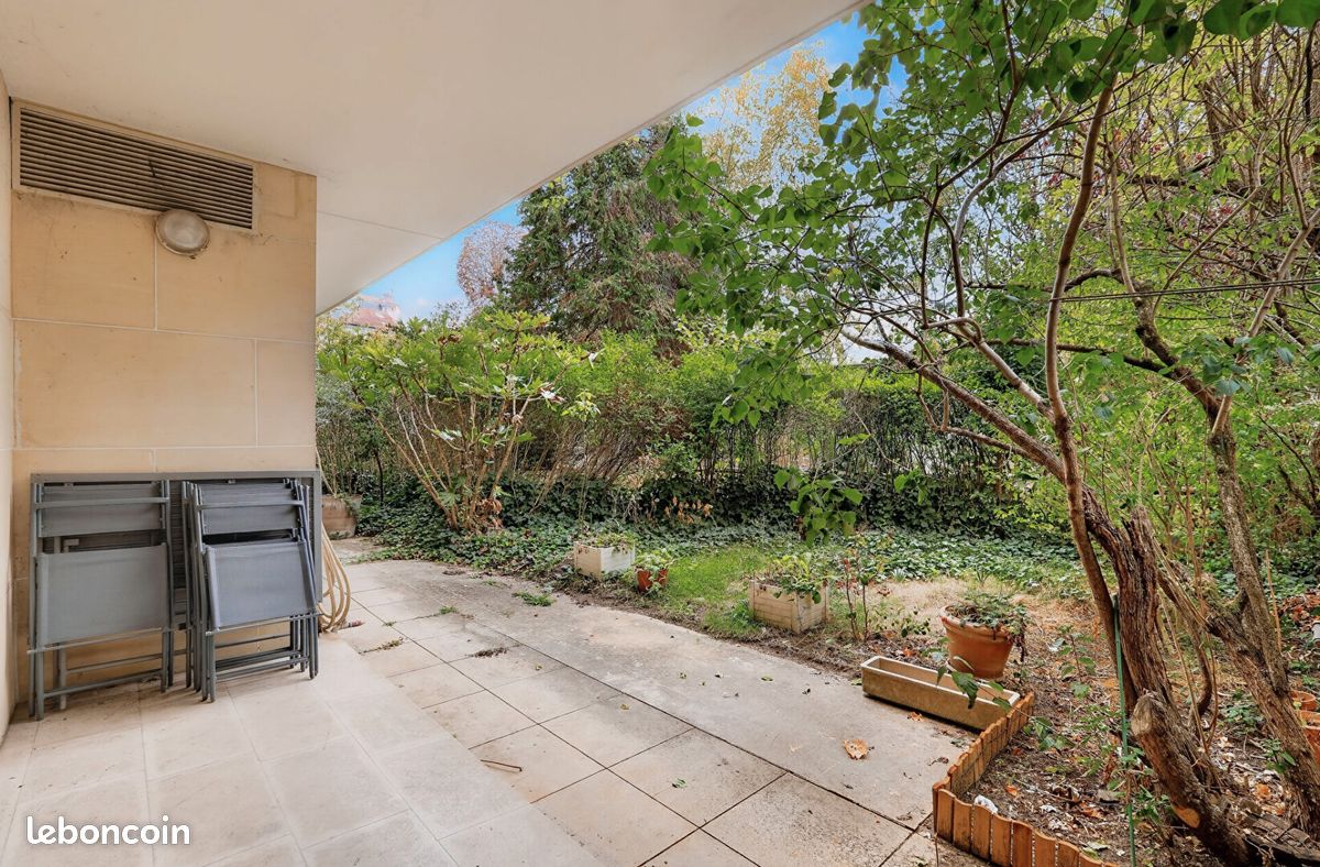 Appartement 3 pièces 94 m² · à Saint-Mandé · 94 m² · 663 000 €