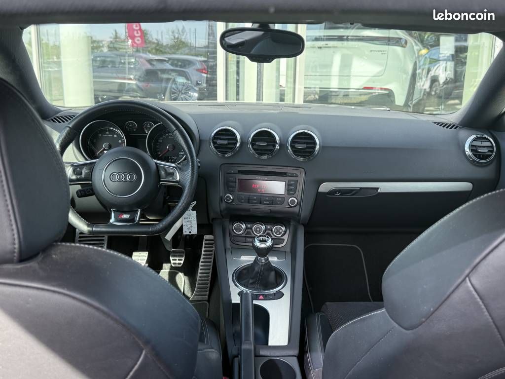 Audi TT Coupé 2.0 TFSI 211 S line 2P (image 8)