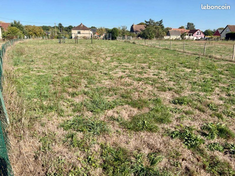 Terrain 1534 m² · à Jumièges · 55 000 €