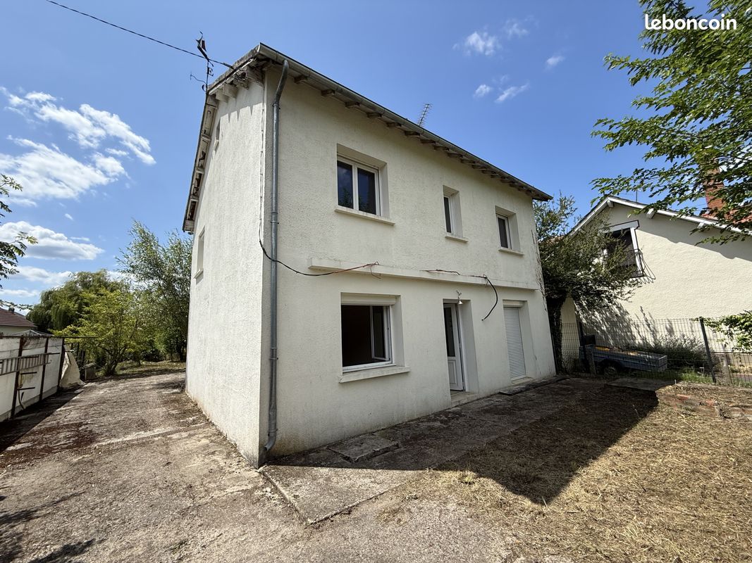 Maison 6 pièces 105 m² · à Salbris · 105 m² · 79 000 €