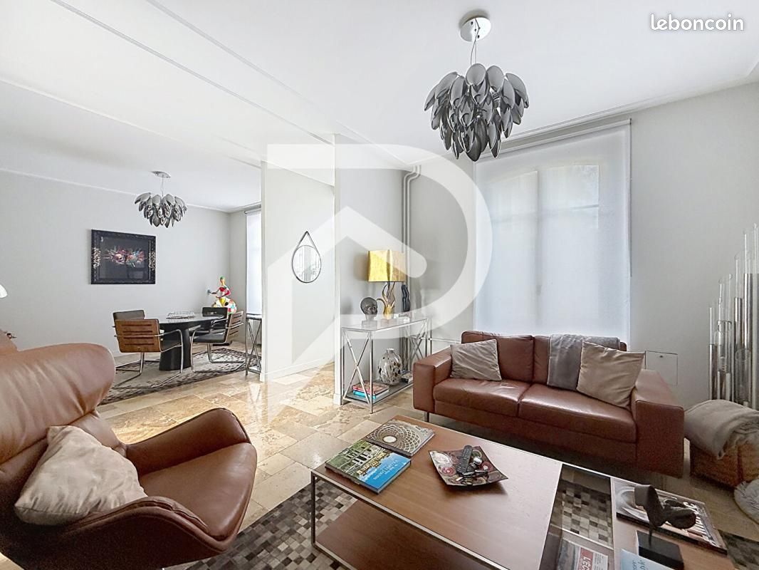 Maison 5 pièces 84 m² · à Dreux · 84 m² · 367 500 €
