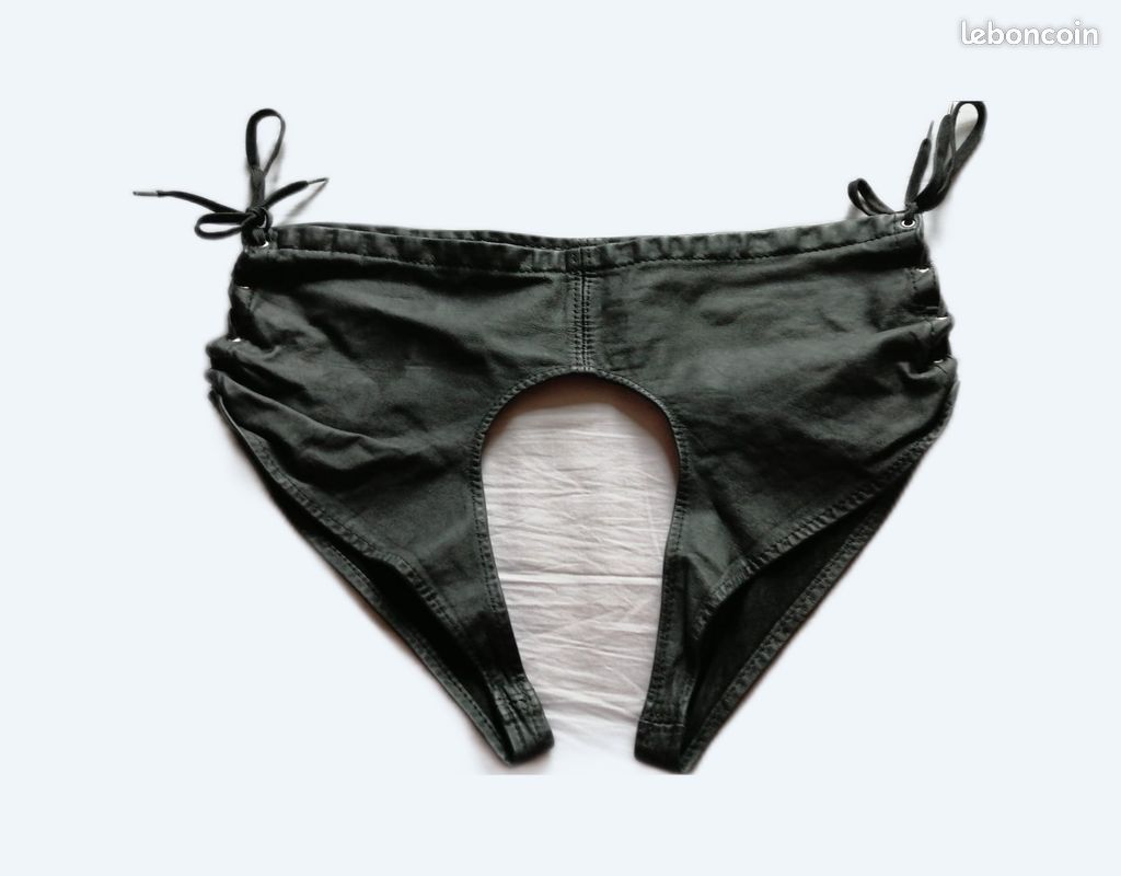 Slip cuir Vêtements