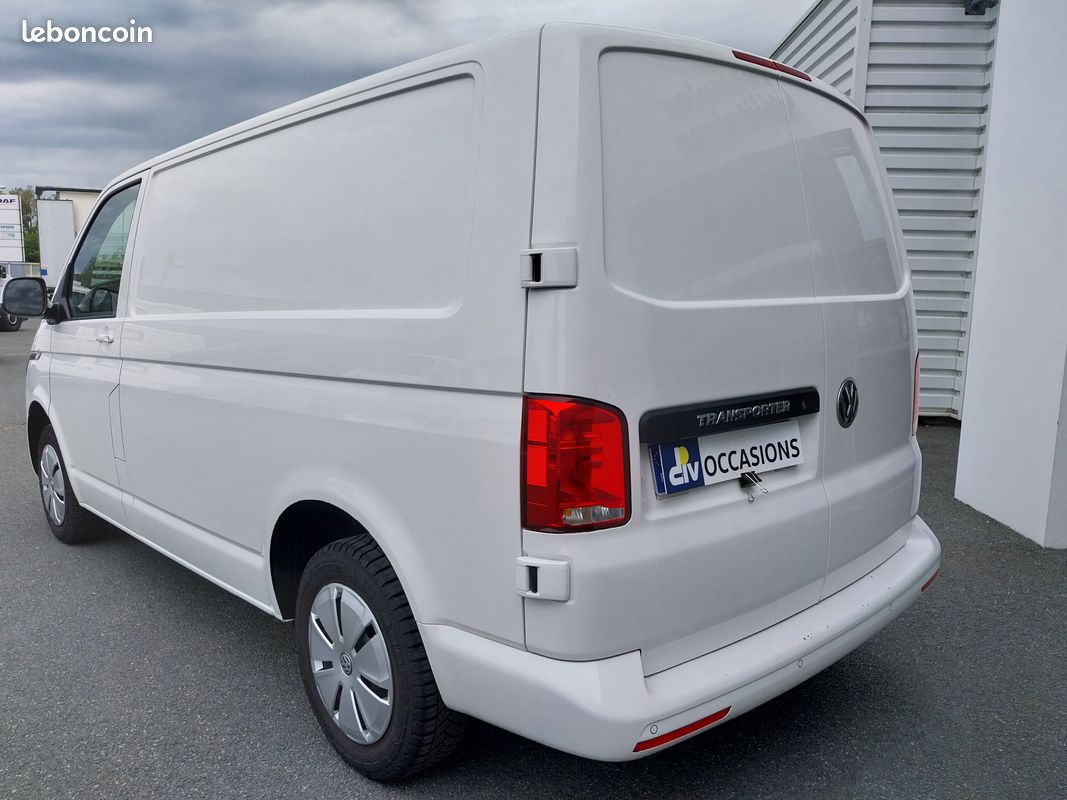 20 900 HT - VOLKSWAGEN Transporter T6.1 L1H1 2L TDI 110 CH 2.8T Pack Business BVM (image 2)