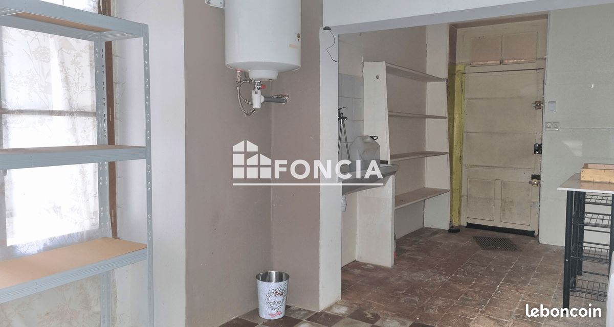 3 pièces 55 m² · à La Pacaudière · 55 m² · 250 €/mois