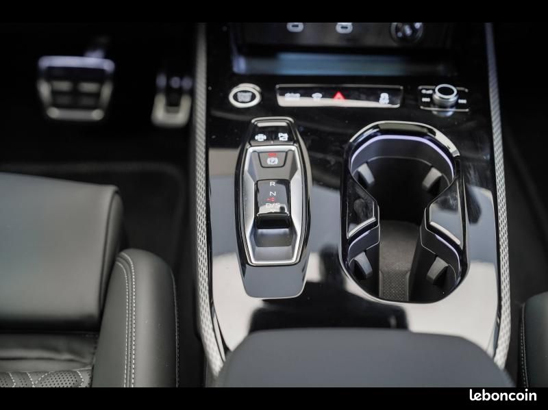 Audi A5 Avant 2.0 e-hybrid 299ch S line quattro S tronic 7 (image 23)