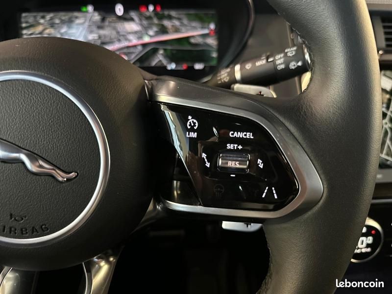 Jaguar E-Pace P200 FlexFuel MHEV 200ch R-Dynamic SE (image 21)