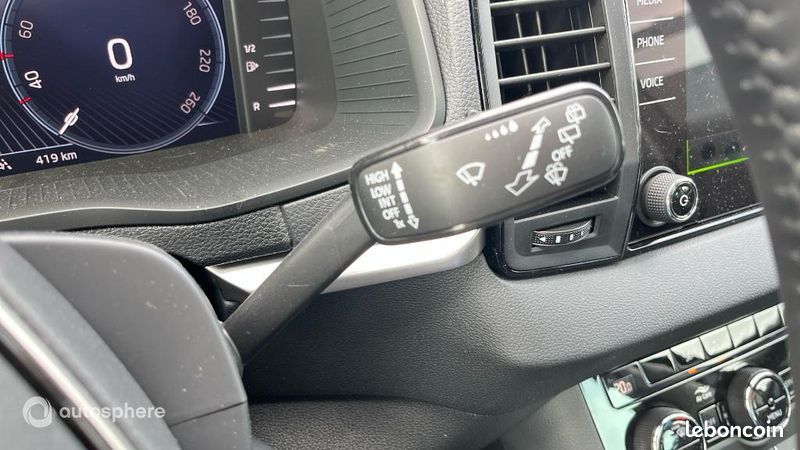 Skoda Karoq 1.5 TSI Evo 2 ACT 150ch Selection DSG7 (image 24)
