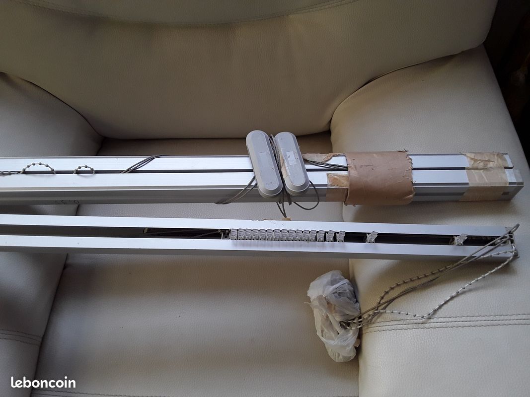 Rails neuf de store californien longueur 1m 90 prix 20 (image 2)