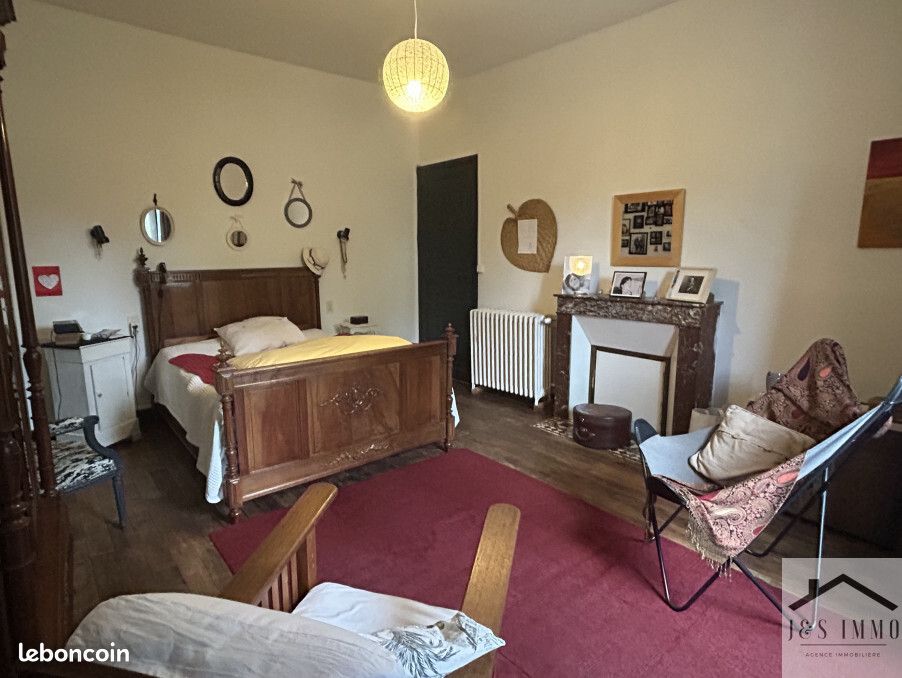 Maison de ville 6 pièces 194 m² - Chabanais 16150 (image principale 9)
