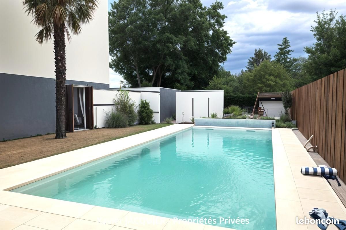 Maison 7 pièces 168 m² · à Saint-Julien-de-Concelles · 168 m² · 447 000 €