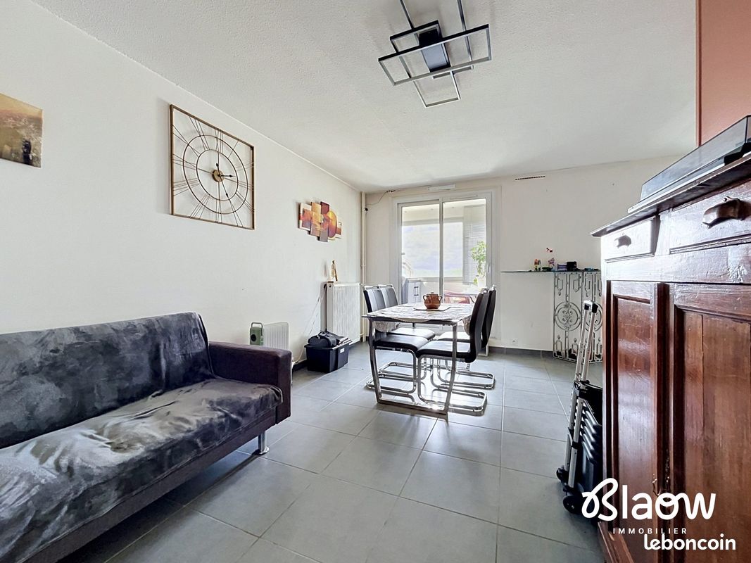 Appartement 3 pièces 72 m² · à Vaulx-en-Velin · 72 m² · 130 000 €