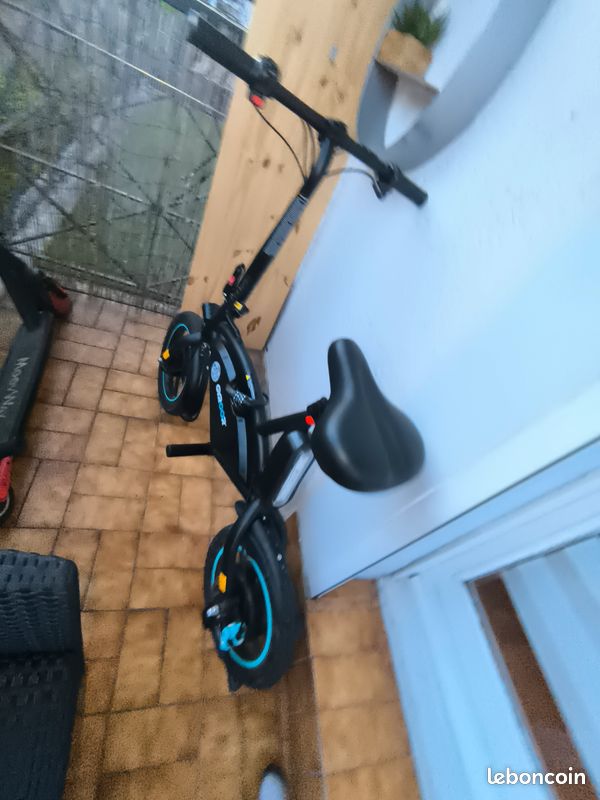 Vend draisienne électrique plus chargeur plus cadenas (image 3)