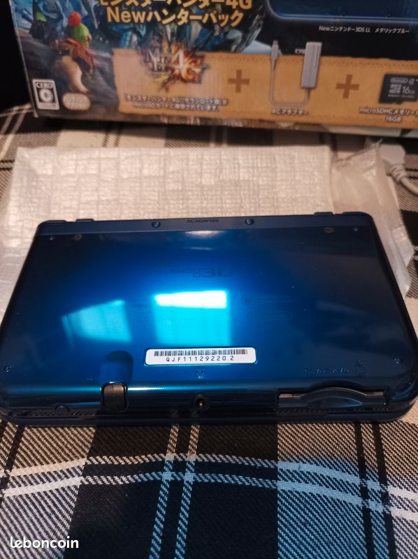 New Nintendo 3ds XL monster hunter Consoles