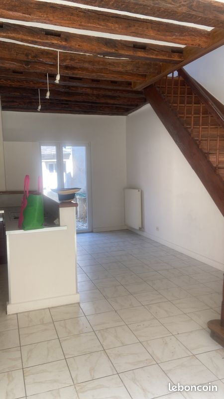 Maison 4 pièces 80 m² · à Lignières · 80 m² · 615 €/mois