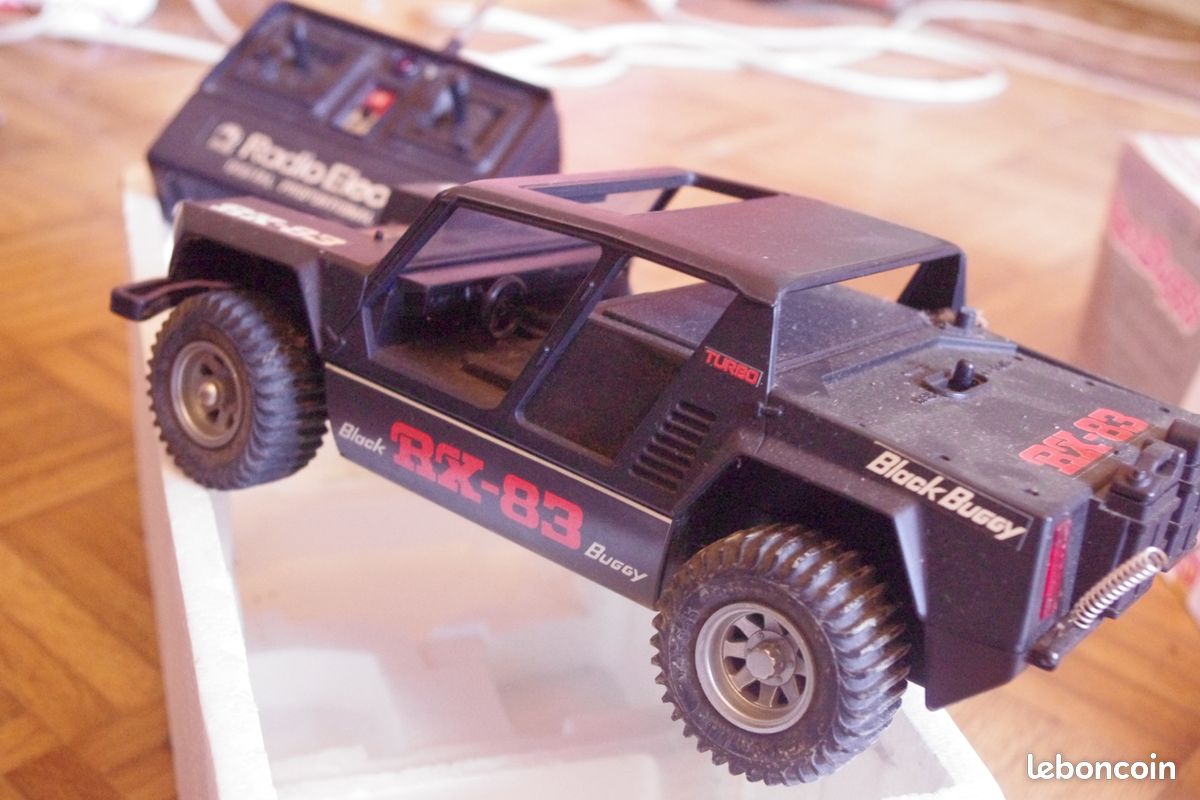 Black buggy (image 2)