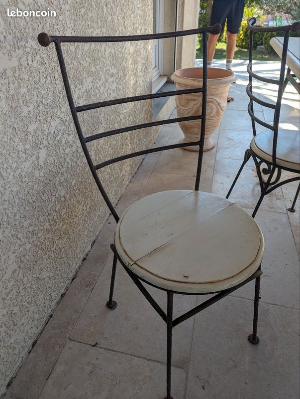 Table fer forgée et plateau chêne (image 5)